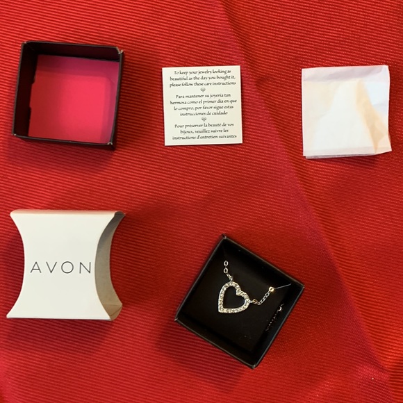 Avon Birthstone Heart Necklace April - Picture 5 of 6